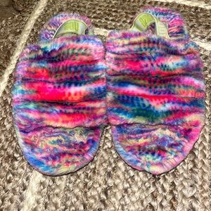 UGG Women's Size 6 Fluff Yeah Slide Pink Pixelate Rainbow